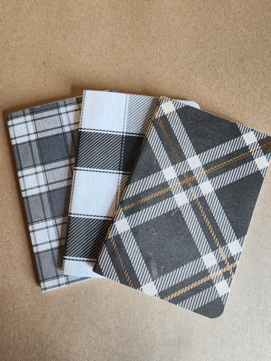 Set of 3 4x5 Softcover Notebooks Black and White plaid